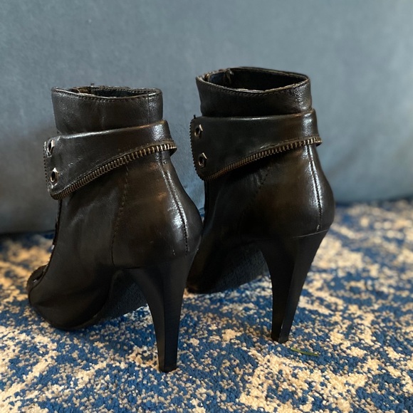 Gianni Bini Leather Booties - Picture 7 of 7